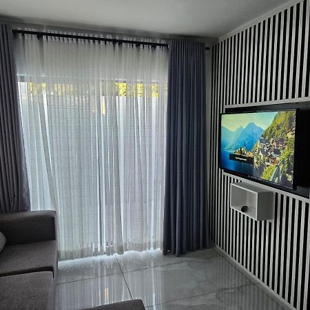 Nicky'S Guest House Roodepoort Bagian luar foto